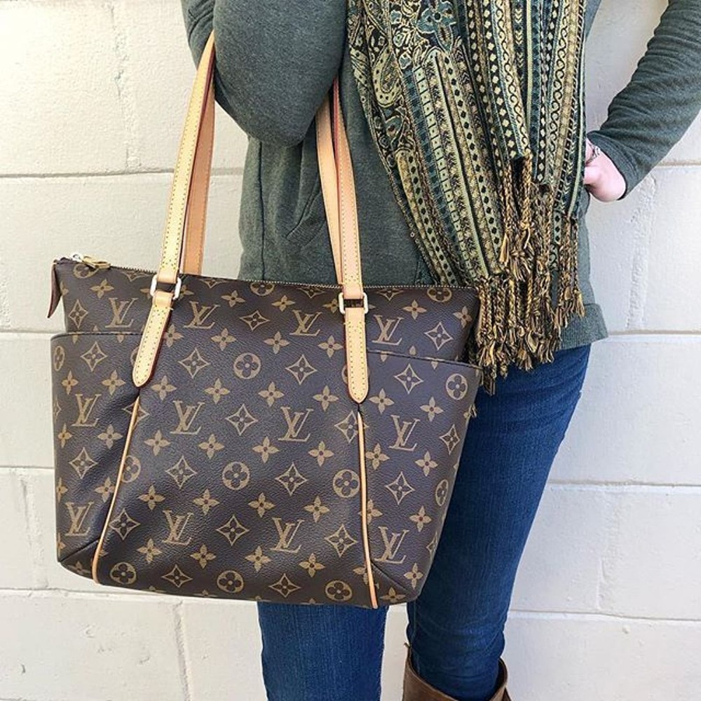 💎✨BEAUTIFUL✨💎 Authentic Louis Vuitton Totally MM